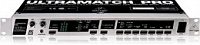 Behringer SRC2496  Конвертер цифровых сигналов с функцией преобразования форматов, частоты дискретиз
