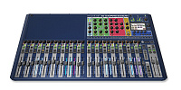 Soundcraft Si Expression 3 цифровой микшер, 32 мик/лин XLR входа, 16 XLR выходов, 30 фэйдеров в одном слое